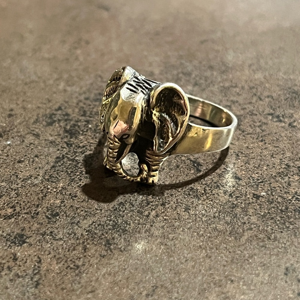 Vintage z925 silver elephant ring